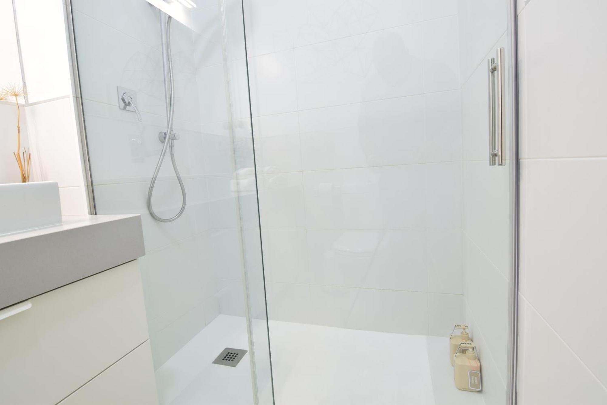 Apartamento Atarazanas Malaga Centro Historico Eksteriør bilde