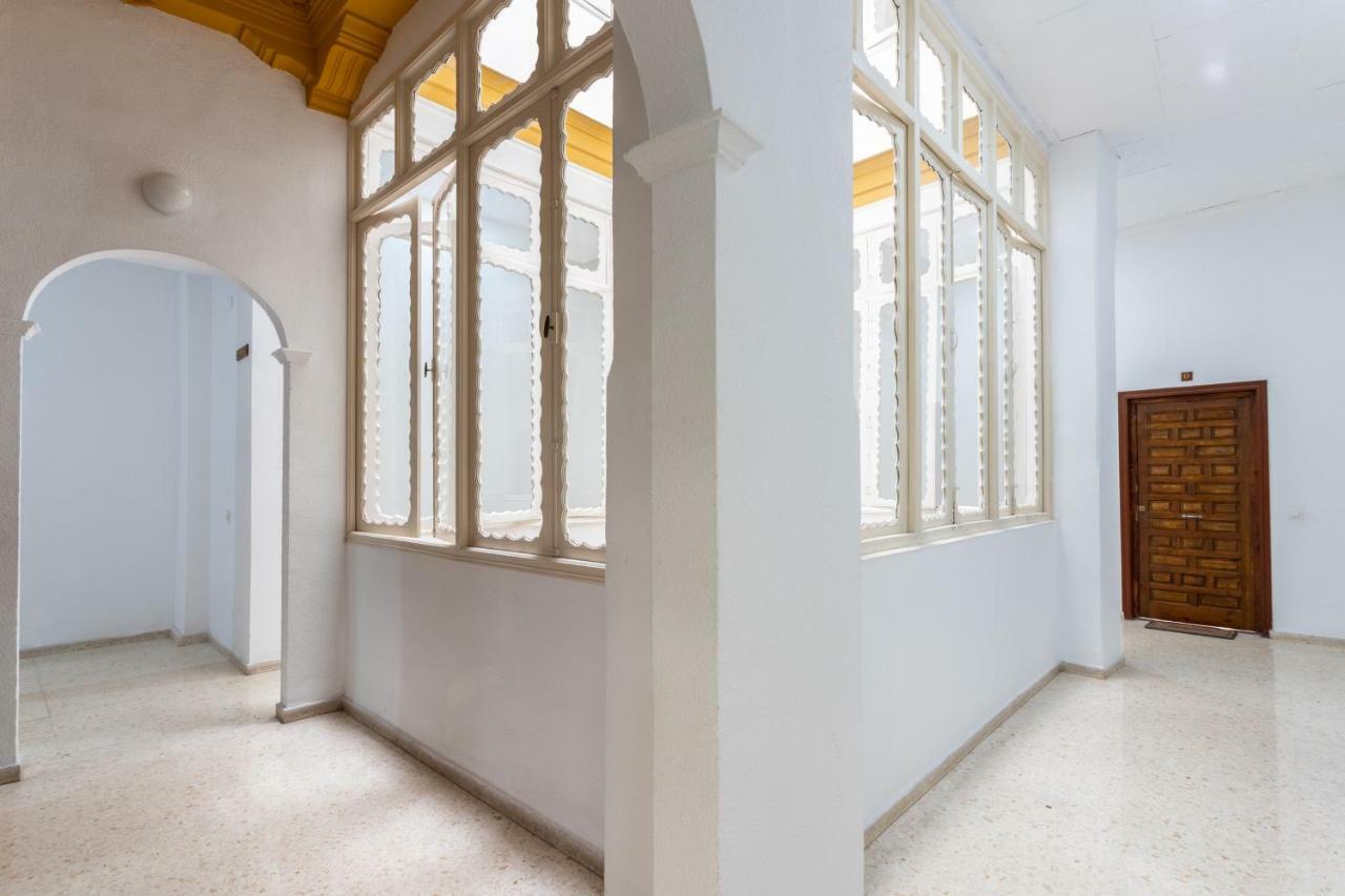 Apartamento Atarazanas Malaga Centro Historico Eksteriør bilde